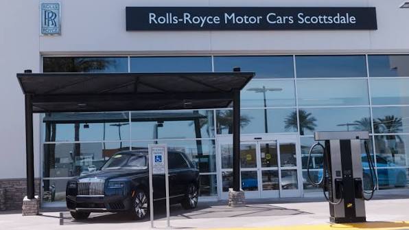 Rolls-Royce dealership in Scottsdale, Arizona near the Loop 101